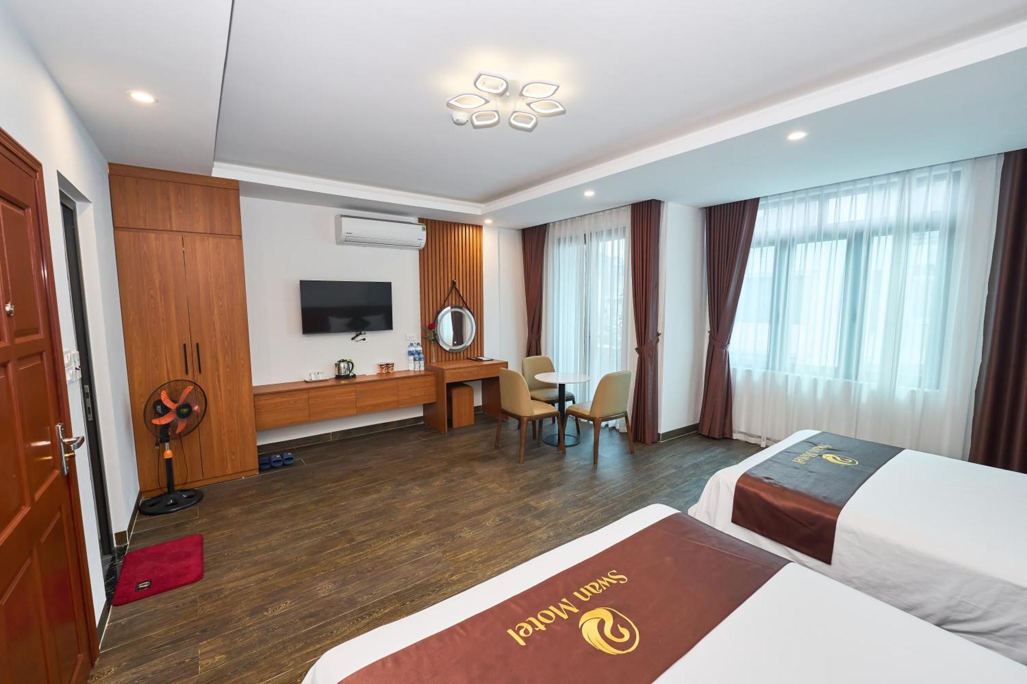 Swan Motel Ха Лонг Екстериор снимка